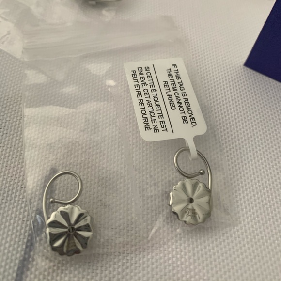 Earrings backs NWT - Picture 4 of 5
